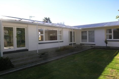 Photo of property in 130 Blighs Road, Strowan, Christchurch, 8052