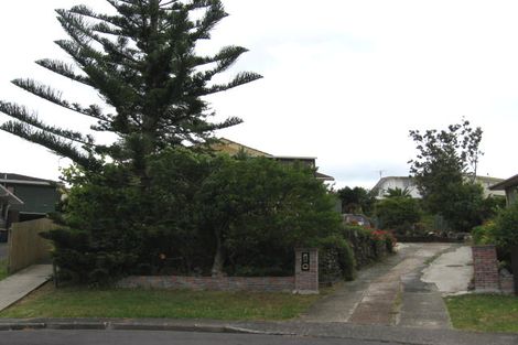 Photo of property in 13 Datura Place, Sunnynook, Auckland, 0620