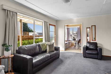 Photo of property in 8 Barton Avenue, Marewa, Napier, 4110