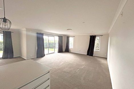 Photo of property in 12 Longbow Terrace, Flagstaff, Hamilton, 3210