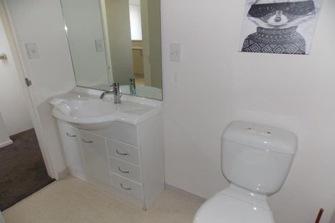 Photo of property in Terrace Heights Apartments, 2/163p The Terrace, Wellington Central, Wellington, 6011