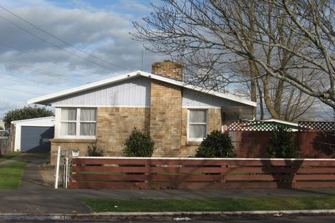 Photo of property in 21 Northolt Road, Fairview Downs, Hamilton, 3214