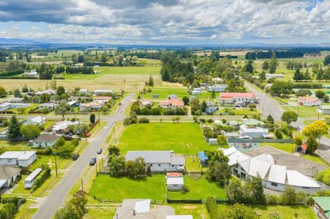 Photo of property in 24 Walter Street, Takapau, 4203