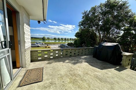 Photo of property in 16 Barnego Road, Balclutha, 9230