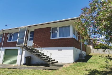 Photo of property in 1/7 Larne Avenue, Pakuranga Heights, Auckland, 2010