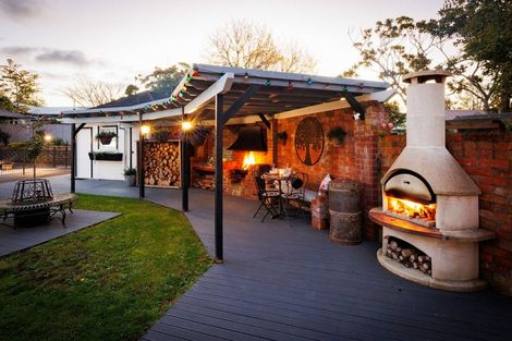 Photo of property in 8 Skerman Street, Marton, 4710