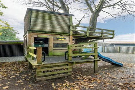 Photo of property in 3 Bluff Street, Coalgate, 7673