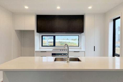 Photo of property in 74 Jacks Landing Drive, Hamilton Lake, Hamilton, 3204