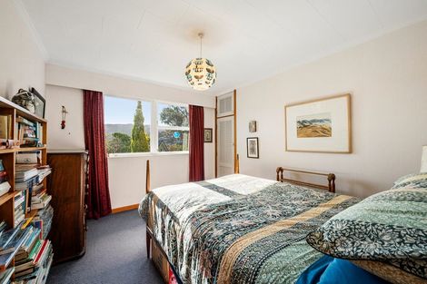 Photo of property in 5 Denbigh Way, Wilton, Wellington, 6012