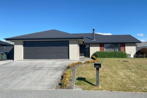 Photo of property in 4 Caledonian Place, Cromwell, 9310