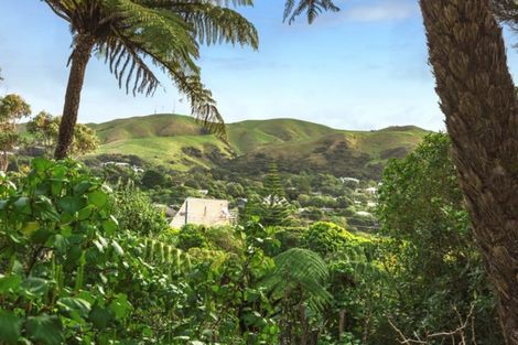 Photo of property in 3 Puketai Place, Pukerua Bay, 5026