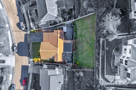 Photo of property in 10 Ordley Grove, Tawa, Wellington, 5028