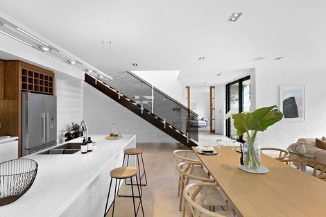 Photo of property in 48a Sunny Brae Crescent, Westmere, Auckland, 1022