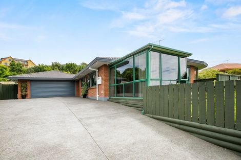 Photo of property in 20 Ashmore Drive, Frankleigh Park, New Plymouth, 4310