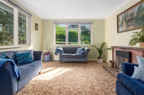 Photo of property in 23 Cornwall Crescent, Cannons Creek, Porirua, 5024