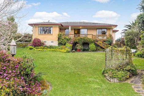 Photo of property in 12 Mcleod Road, Henderson, Auckland, 0612