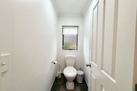 Photo of property in 32 Rush Creek Drive, Westgate, Auckland, 0614