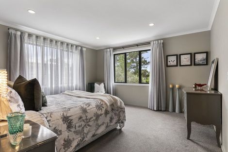 Photo of property in 33 Roland Road, Greenhithe, Auckland, 0632