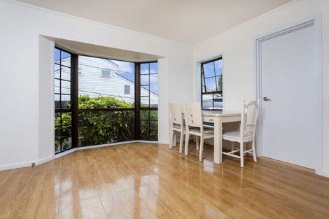 Photo of property in 2/189 Onewa Road, Birkenhead, Auckland, 0626