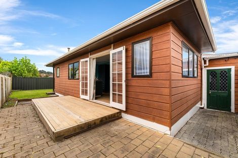 Photo of property in 10a Oxford Crescent, Ebdentown, Upper Hutt, 5018