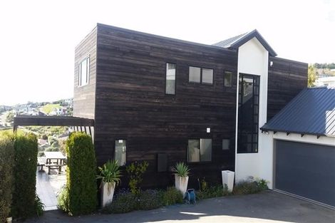 Photo of property in 20 Drayton Drive, Mount Pleasant, Christchurch, 8081