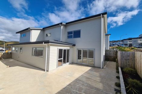 Photo of property in 155 Amesbury Drive, Churton Park, Wellington, 6037