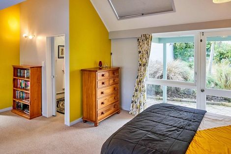 Photo of property in 59 Rama Crescent, Khandallah, Wellington, 6035