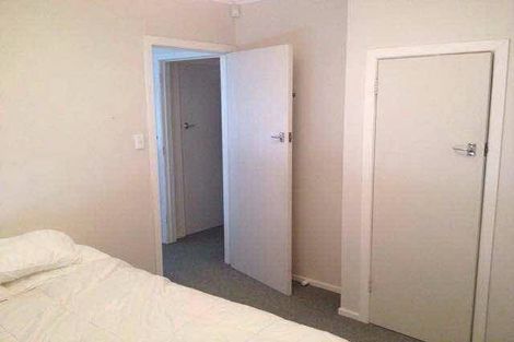 Photo of property in 1/5 Sudan Avenue, Milford, Auckland, 0620