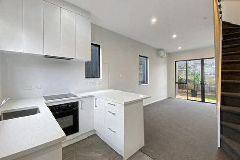 Photo of property in 29b Wharf Road, Te Atatu Peninsula, Auckland, 0610