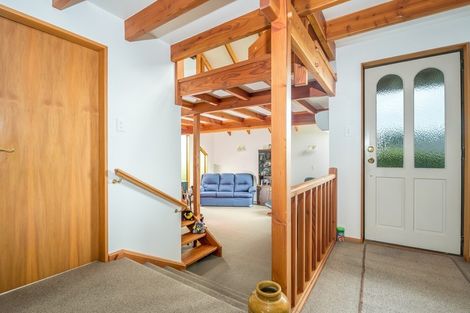 Photo of property in 18 Moana View Road, Waikawa, Picton, 7220