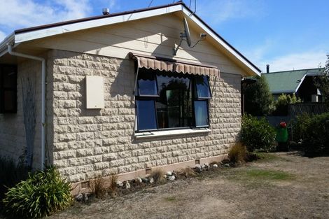 Photo of property in 6 Munro Street, Pleasant Point, 7903