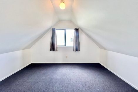 Photo of property in 20 Caspian Close, New Lynn, Auckland, 0600