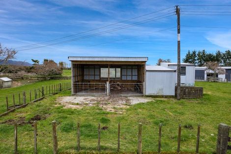 Photo of property in 1304 Junction Road, Inglewood, 4386