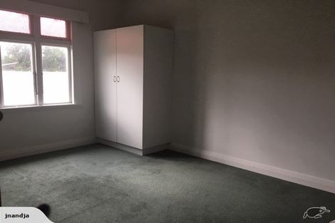 Photo of property in 137 Onepu Road, Lyall Bay, Wellington, 6022