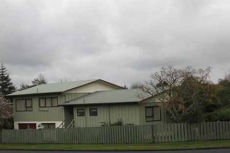 Photo of property in 9 Balmerino Avenue, Red Hill, Papakura, 2110