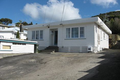 Photo of property in 14 Bledisloe Crescent, Wainuiomata, Lower Hutt, 5014