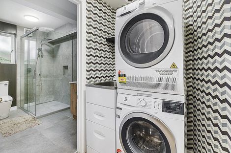 Photo of property in 7 Wesley Road, Kelburn, Wellington, 6012