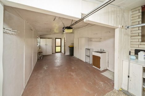 Photo of property in 16 Hinau Street, Inglewood, 4330