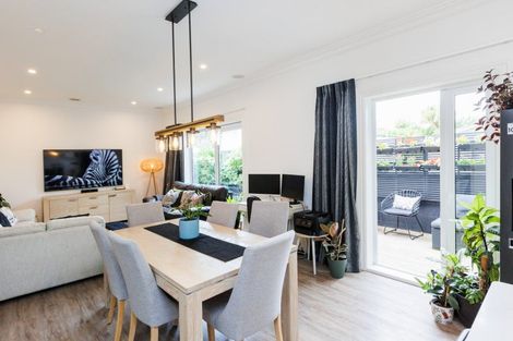 Photo of property in 32 Manson Street, Terrace End, Palmerston North, 4410