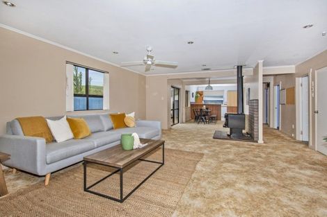 Photo of property in 63 Loop Road, Otaika, Whangarei, 0170