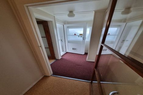 Photo of property in 12 Huntingdon Street, Northland, Wellington, 6012