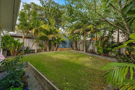 Photo of property in 39 Keegan Drive, Massey, Auckland, 0614