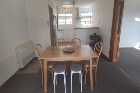 Photo of property in 8 Warner Place, Heathcote Valley, Christchurch, 8022