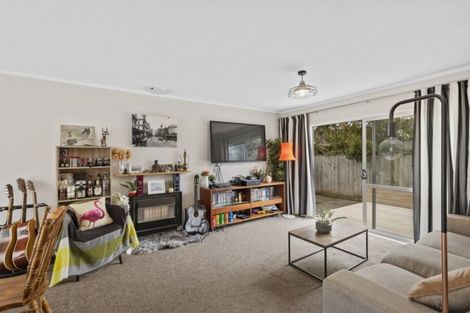 Photo of property in 1/7 Brook Street, Waiwhetu, Lower Hutt, 5010
