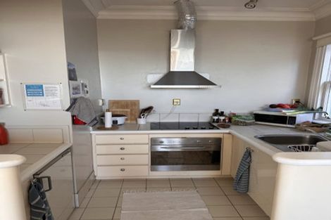 Photo of property in 2/248 The Terrace, Wellington Central, Wellington, 6011