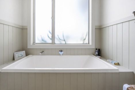 Photo of property in 9 Pukeko Way, Kinloch, Taupo, 3377