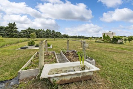 Photo of property in 106 Glews Road, Cust, Rangiora, 7471