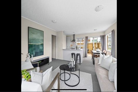 Photo of property in 12a Tower Hill, Stanmore Bay, Whangaparaoa, 0930