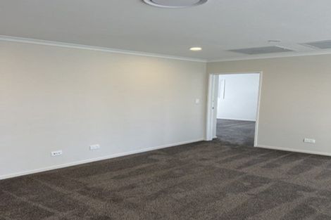 Photo of property in 1 Lime Rise, Flat Bush, Auckland, 2019