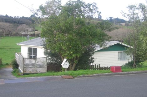 Photo of property in 68 King Street, Hikurangi, 0114